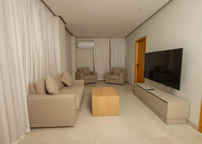 Family Nexus - Carefree Hostel Hurghada