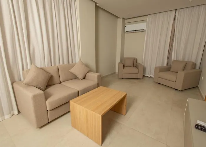 Hostel Family Nexus - Carefree Hurghada